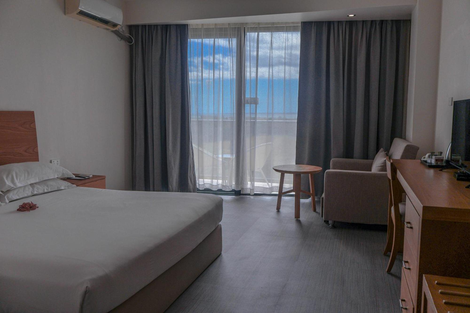 Nalagi Hotel Nadi Luaran gambar