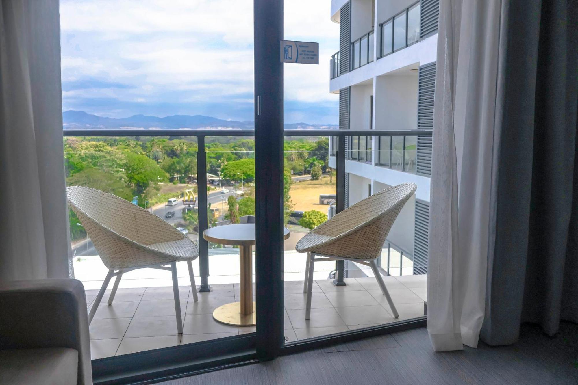 Nalagi Hotel Nadi Luaran gambar